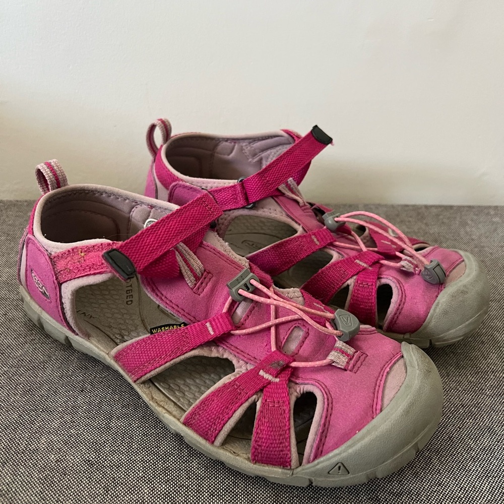 Keen Seacamp Big Kids size 6